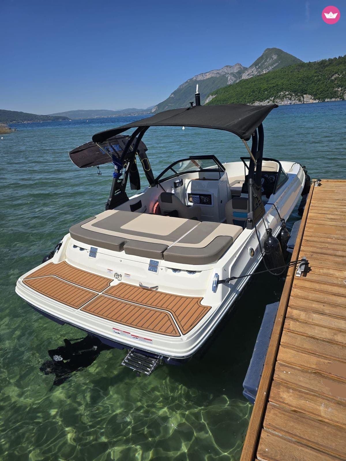 Bayliner VR4 Inbord – Annecy