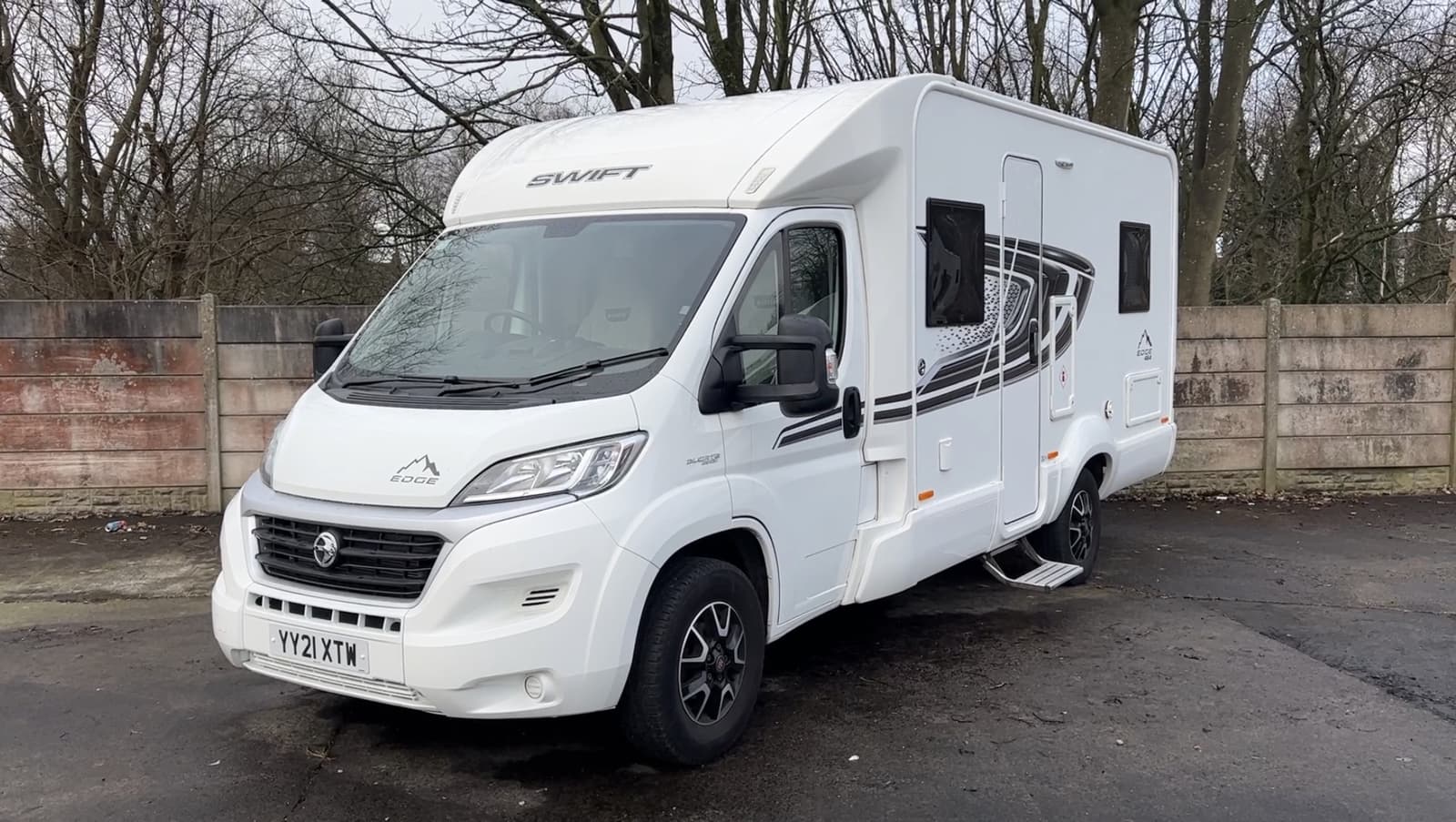 Swift EDGE 464 - XTW – Bolton