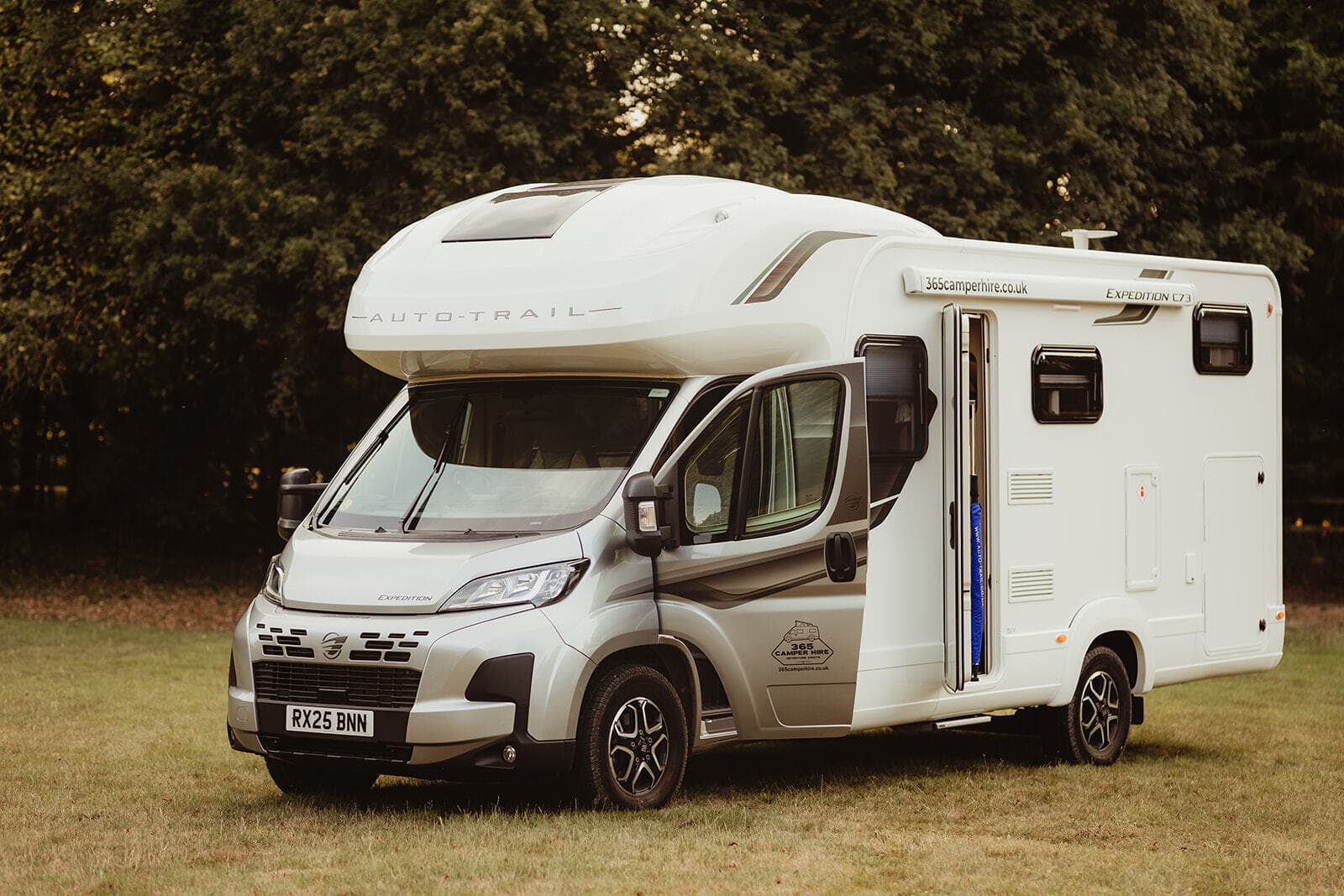 Expedition C73 Auto – Guildford