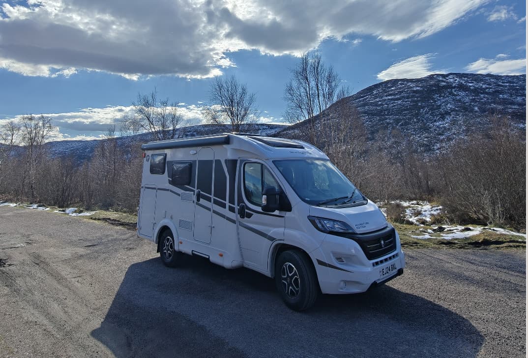 2 berth Sunlight V60 Adventure Edition – Edinburgh
