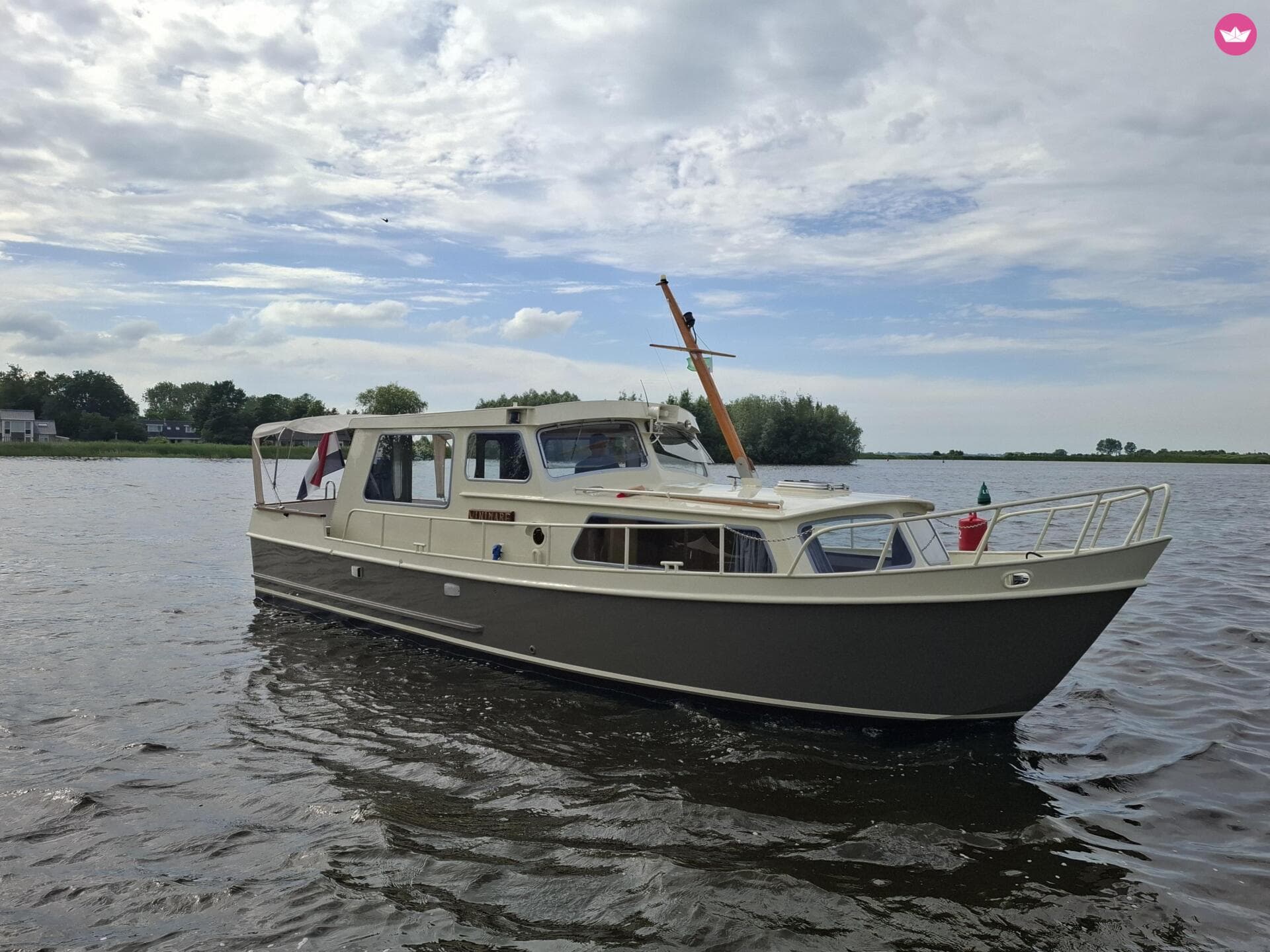 Crown Yachts Crown Cruiser – Woudsend