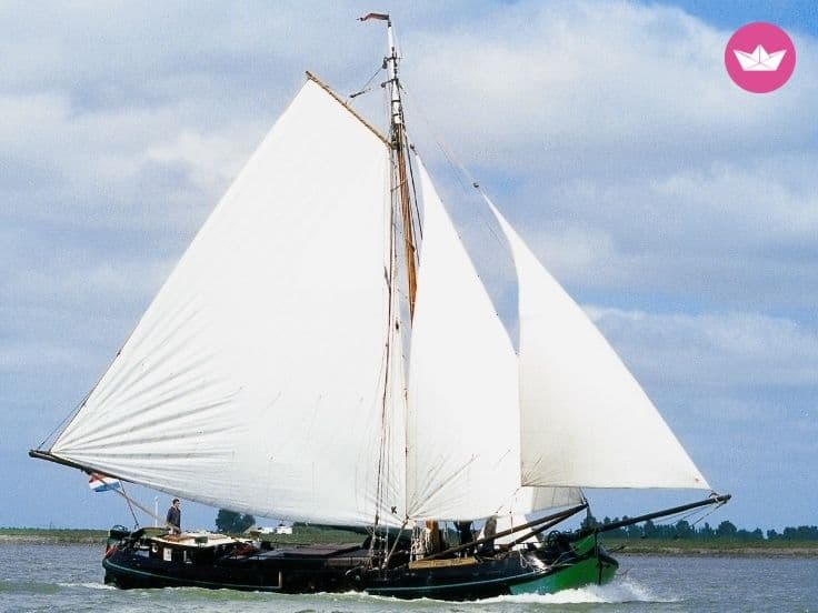 Custom Friese Tjalk Vrouwe Jitske – Edam