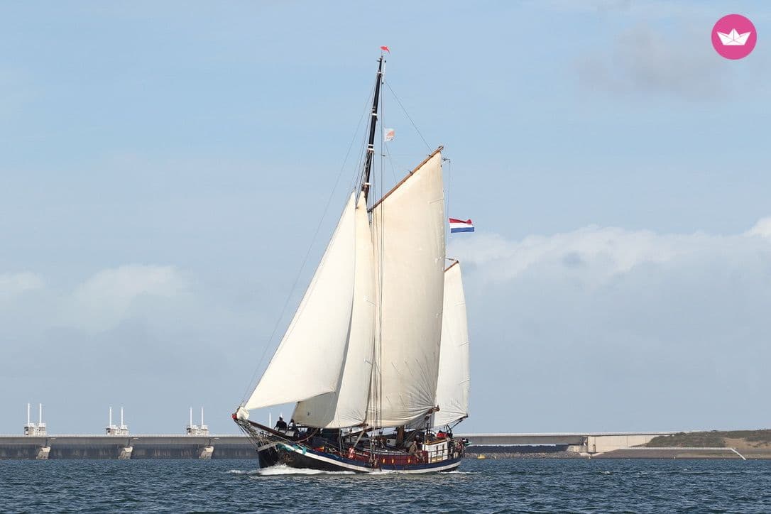 Custom Tweemastklipper Bonnefooi – Zierikzee