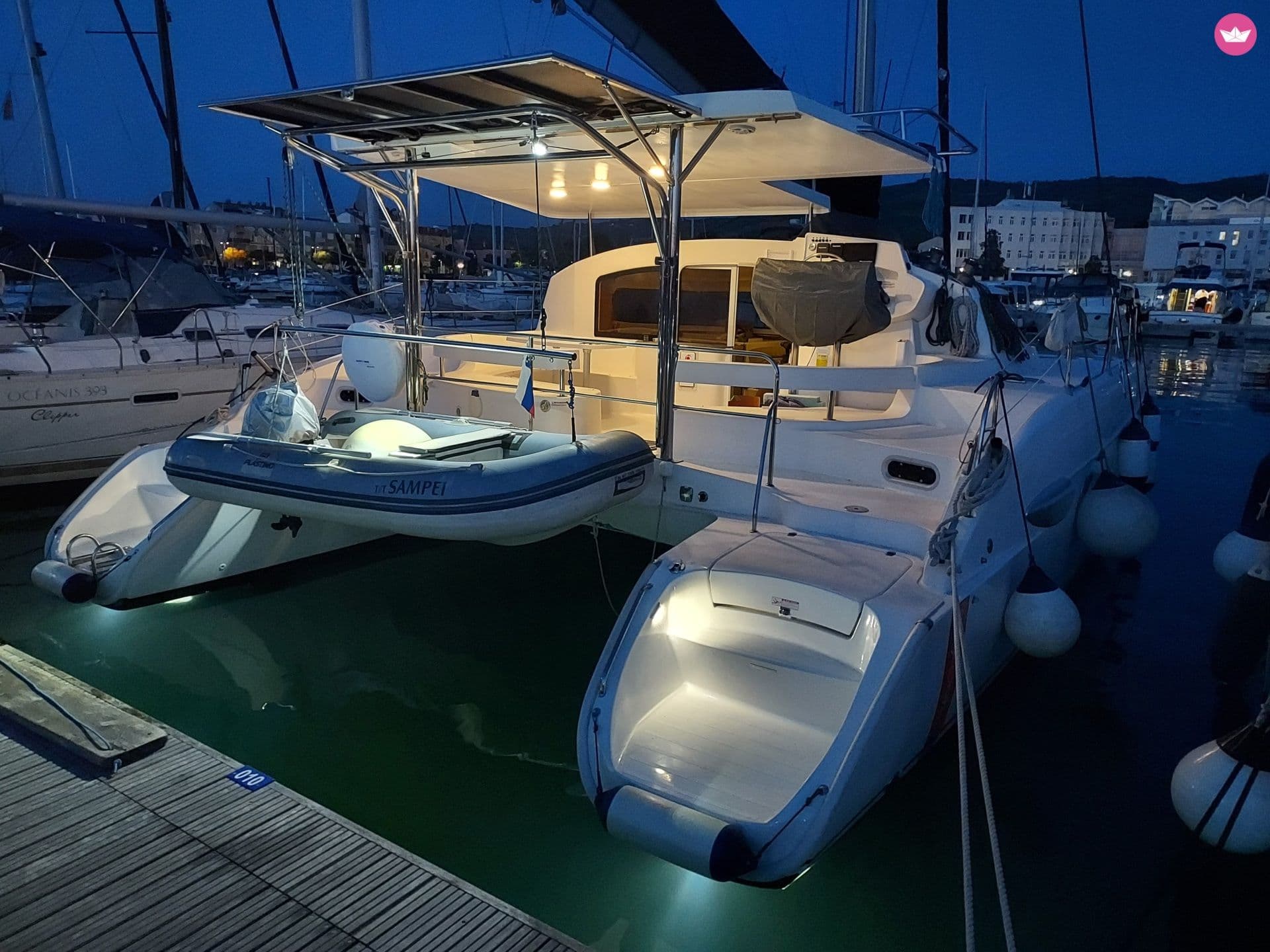Fountaine Pajot Lavezzi 40 – Izola