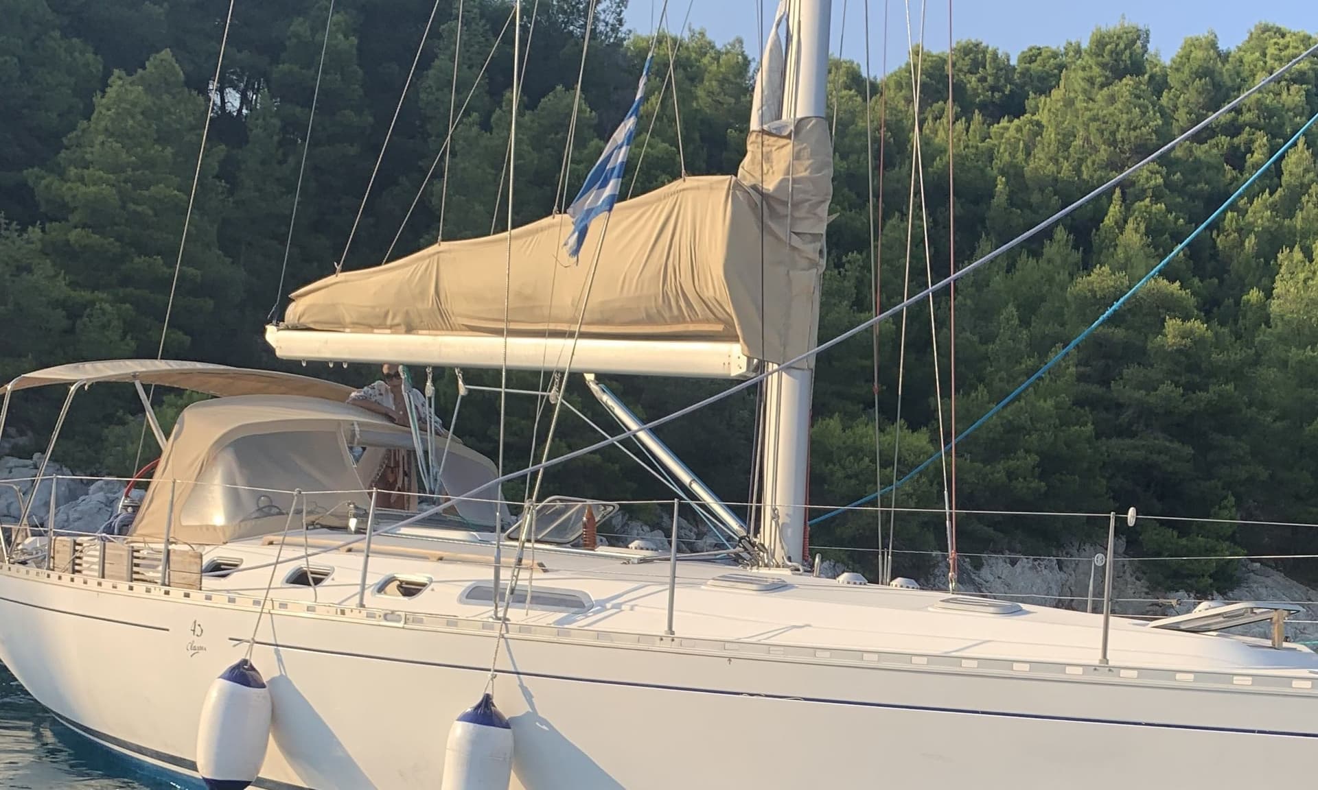 Dufour 45 Classic – Tourlos