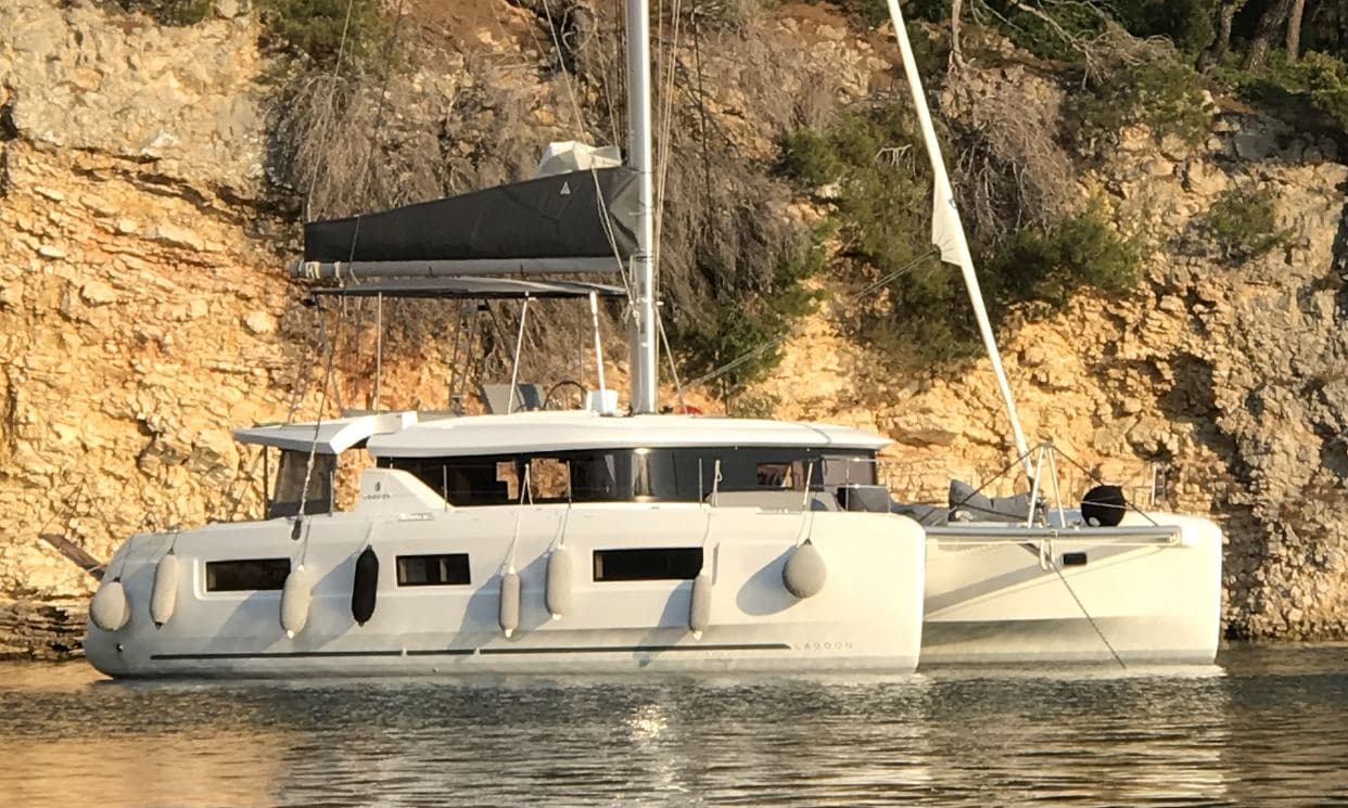 Lagoon 46 (Owners-Version) – Nea Peramos