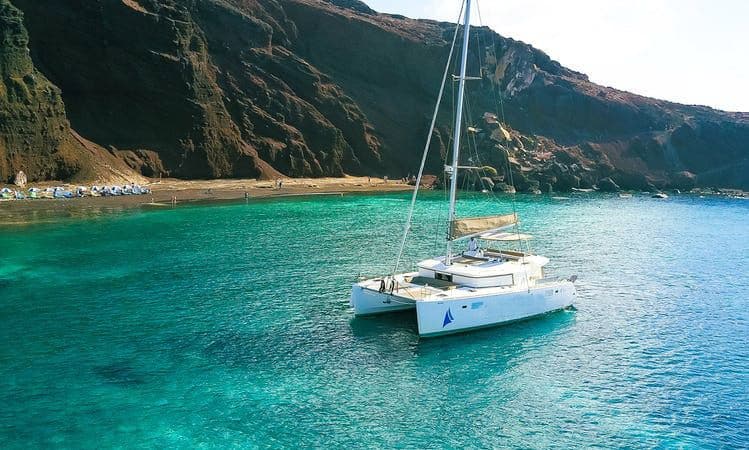 Lagoon 450F – Thira