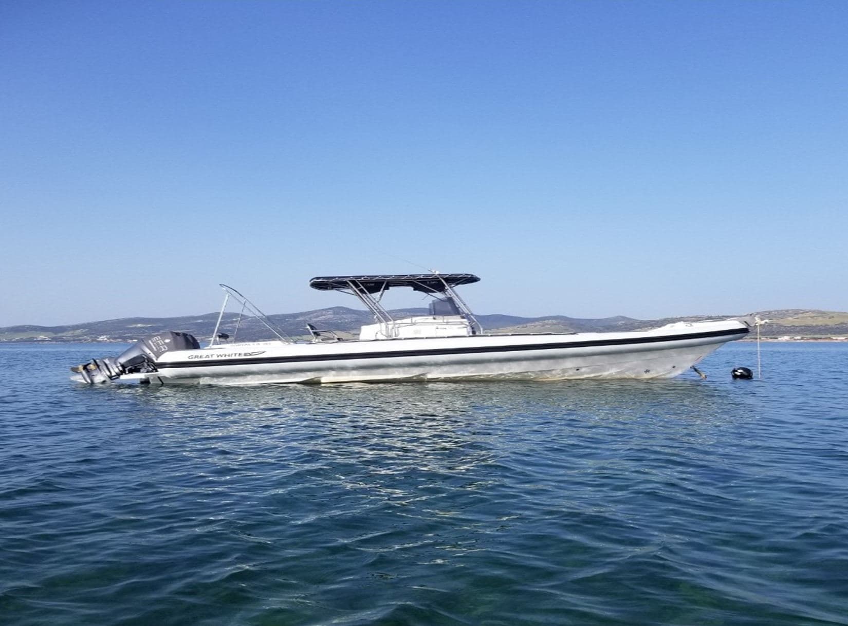 Great White 10M – Aliki