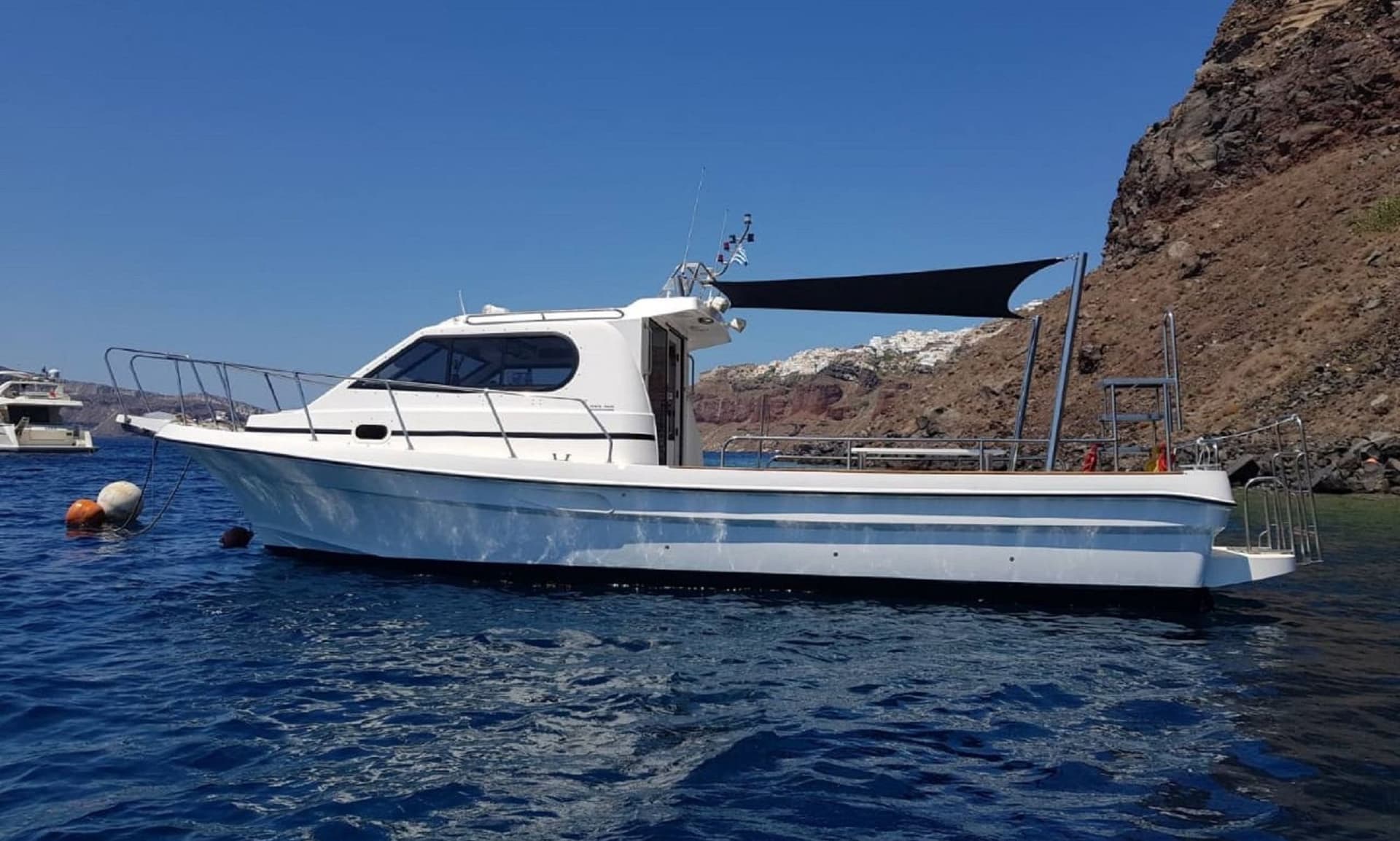 Creta Mare Motor Boat – Thira