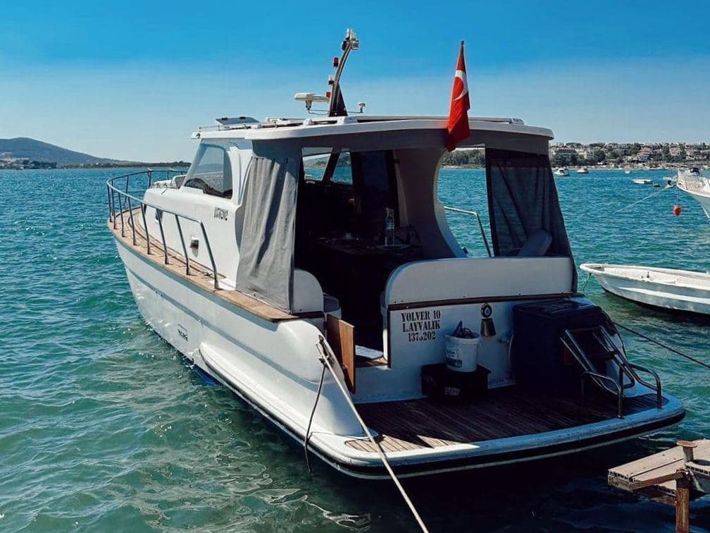 Costum 33 – Ayvalık
