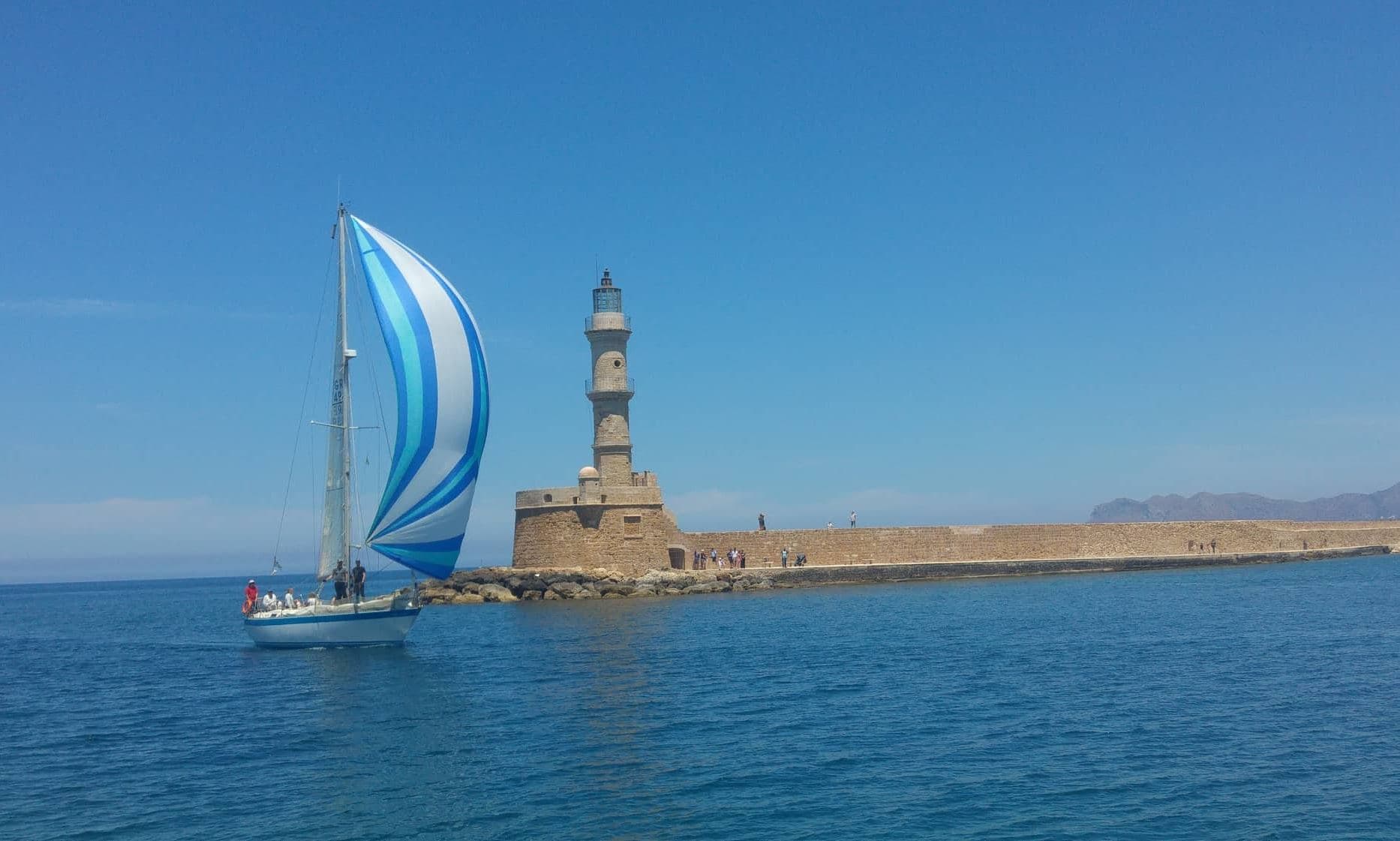 Sailboat Hood 38 – Chania