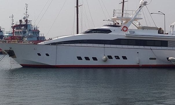Graceful 100' Alfamarine 'Majesty' Power Mega Yacht in Elefsina, Greece – Elefsina
