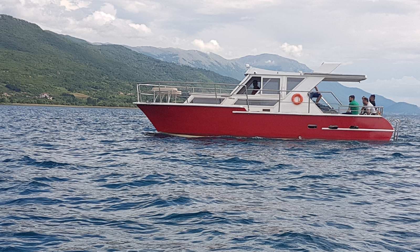 Center Console Custom Outboard Motorboat – Ohrid