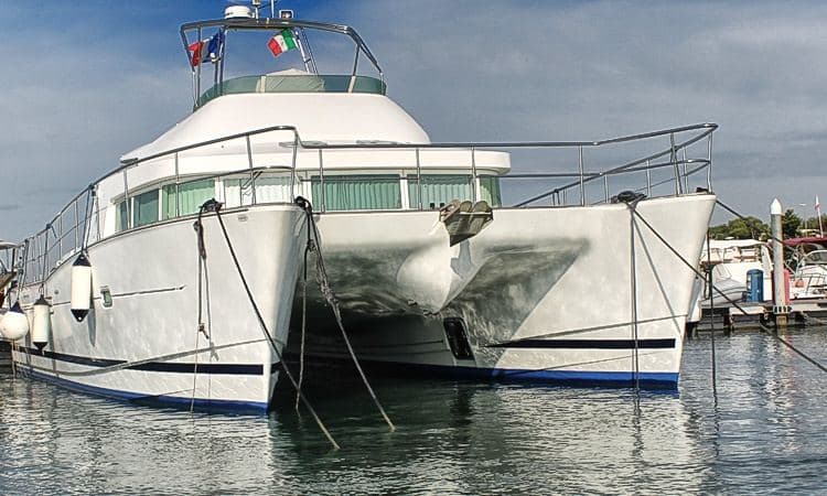 Catamaran LAGOON 440 – La Strea