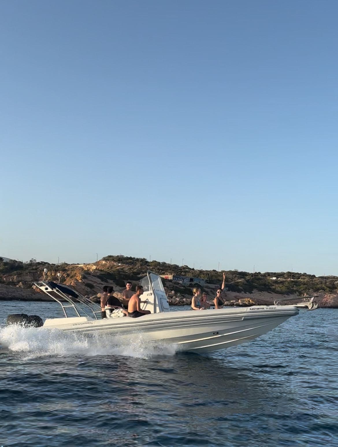 Oceanic 900 – Vari