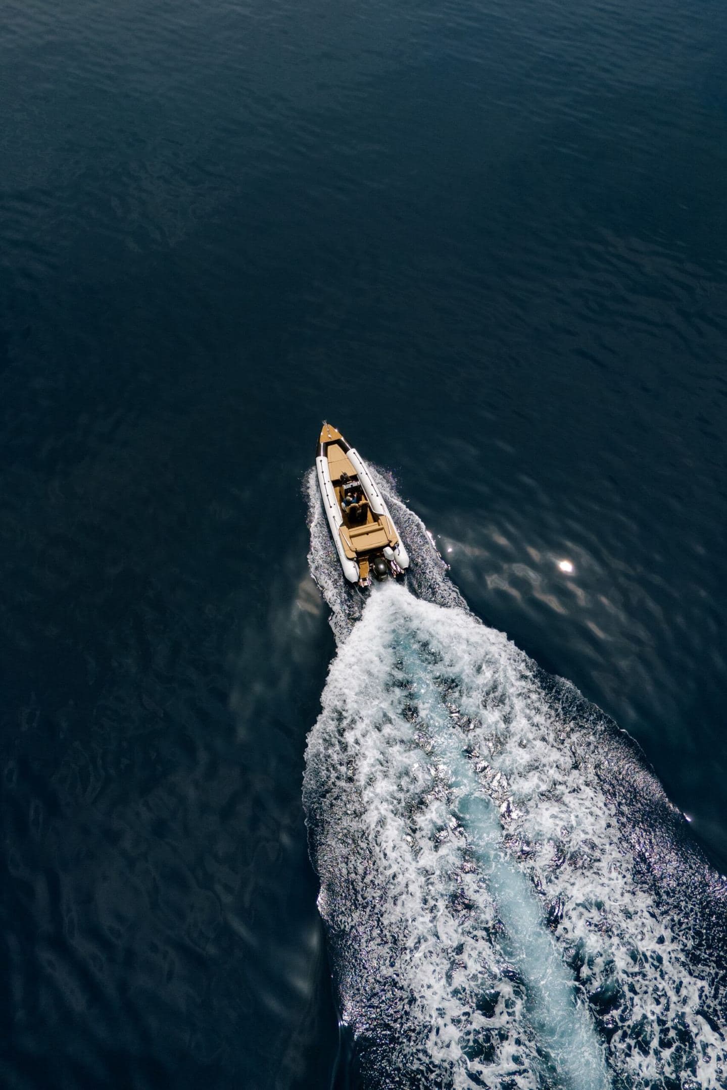 SEA QUEST 760 – Faros