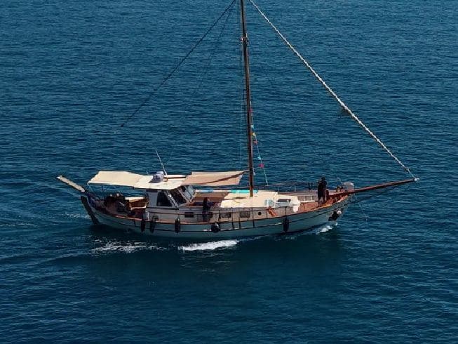 Handmade Trehantiri – Kallithea