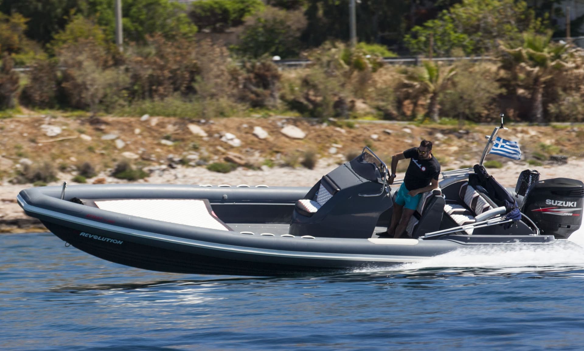 2018 29ft 300hp Fost Revolution RIB for Rent with Skipper, PRICE IS WITHOUT FUEL – Vari