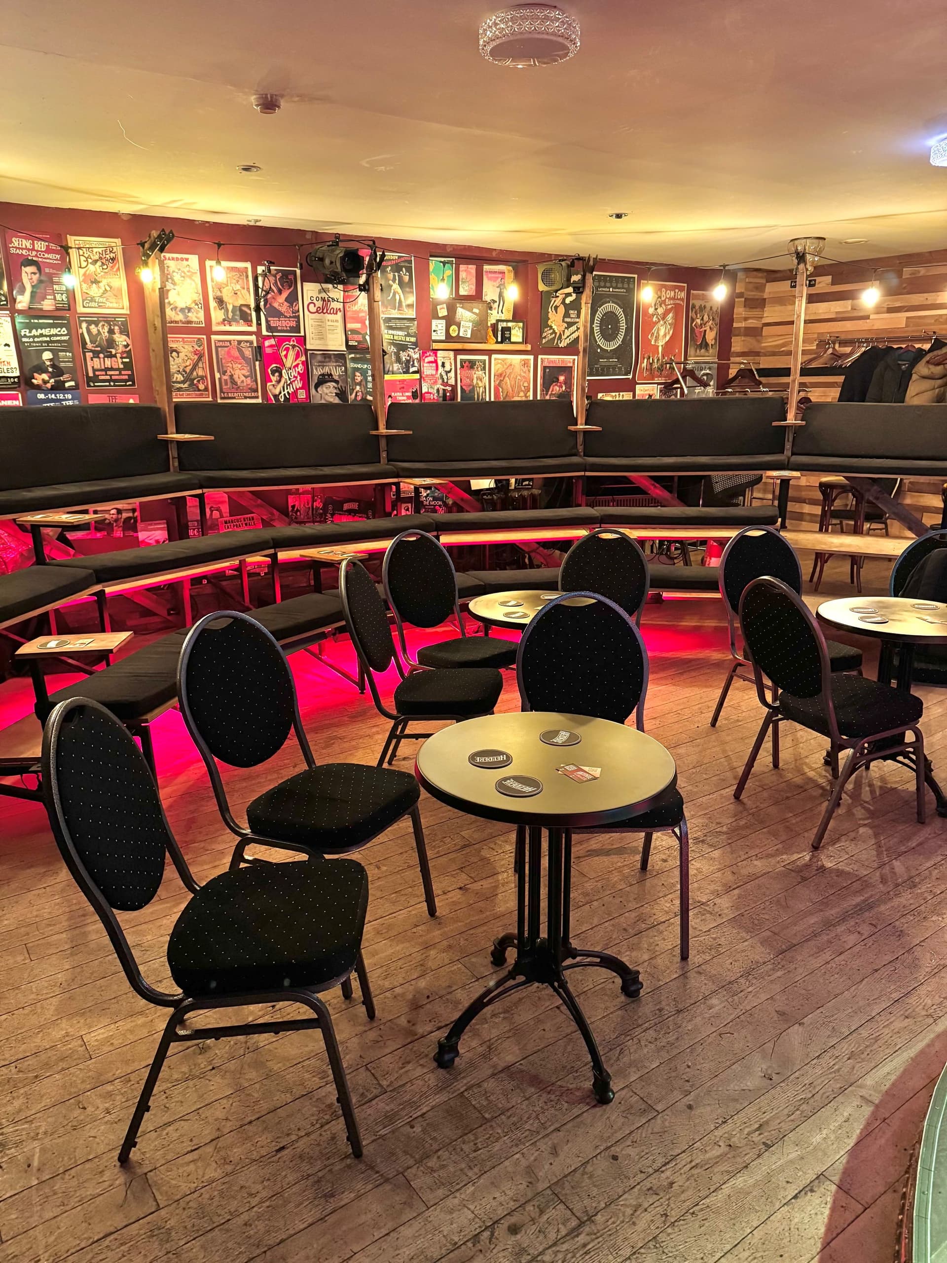 Heldeke! teater-baar – Tallinn
