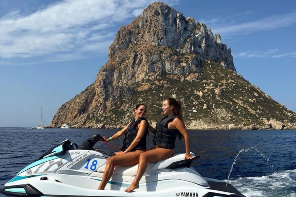 Jet Ski Tour from San Antonio (Ibiza) to Es Vedrá – Sant Antoni de Portmany