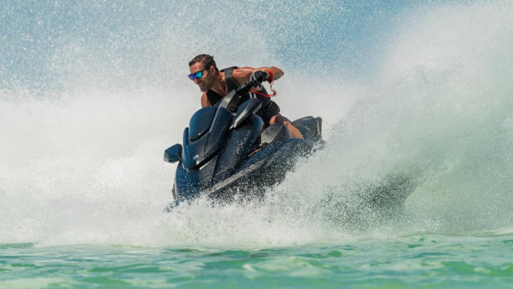 Get Your Adrenaline Rushing: 1 Hour Jet Skiing – Loano