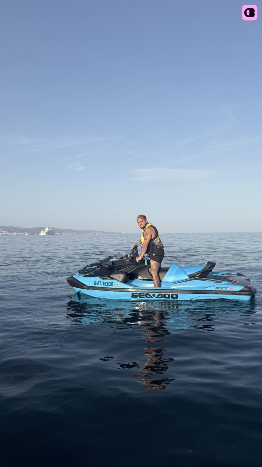 Four hours of adrenaline on a jet ski from Puerto Banús with a free wakeboard – Marbella