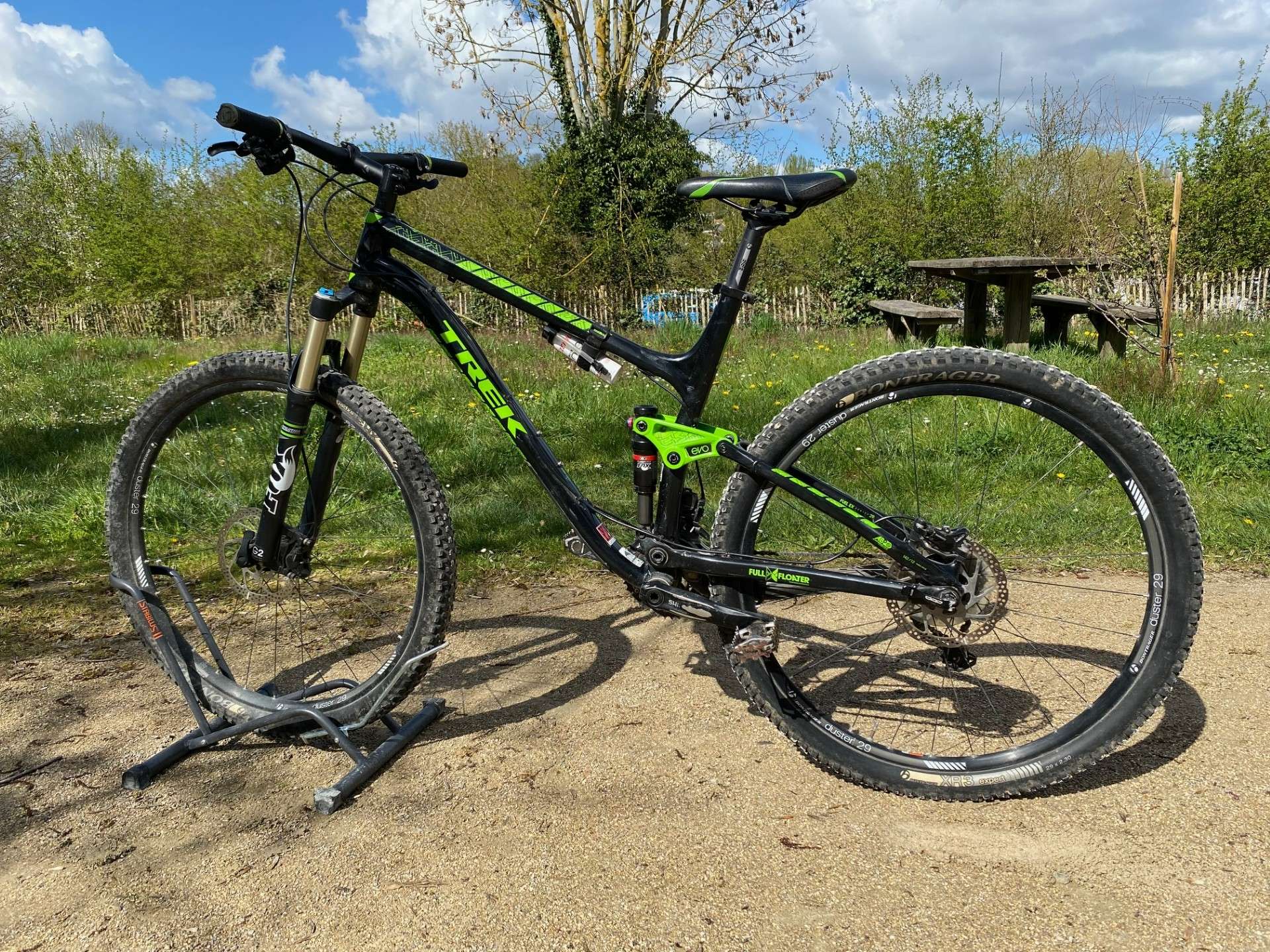 Classic Full-Suspension Mountain Bike - Size XL – Saint-Rémy-lès-Chevreuse