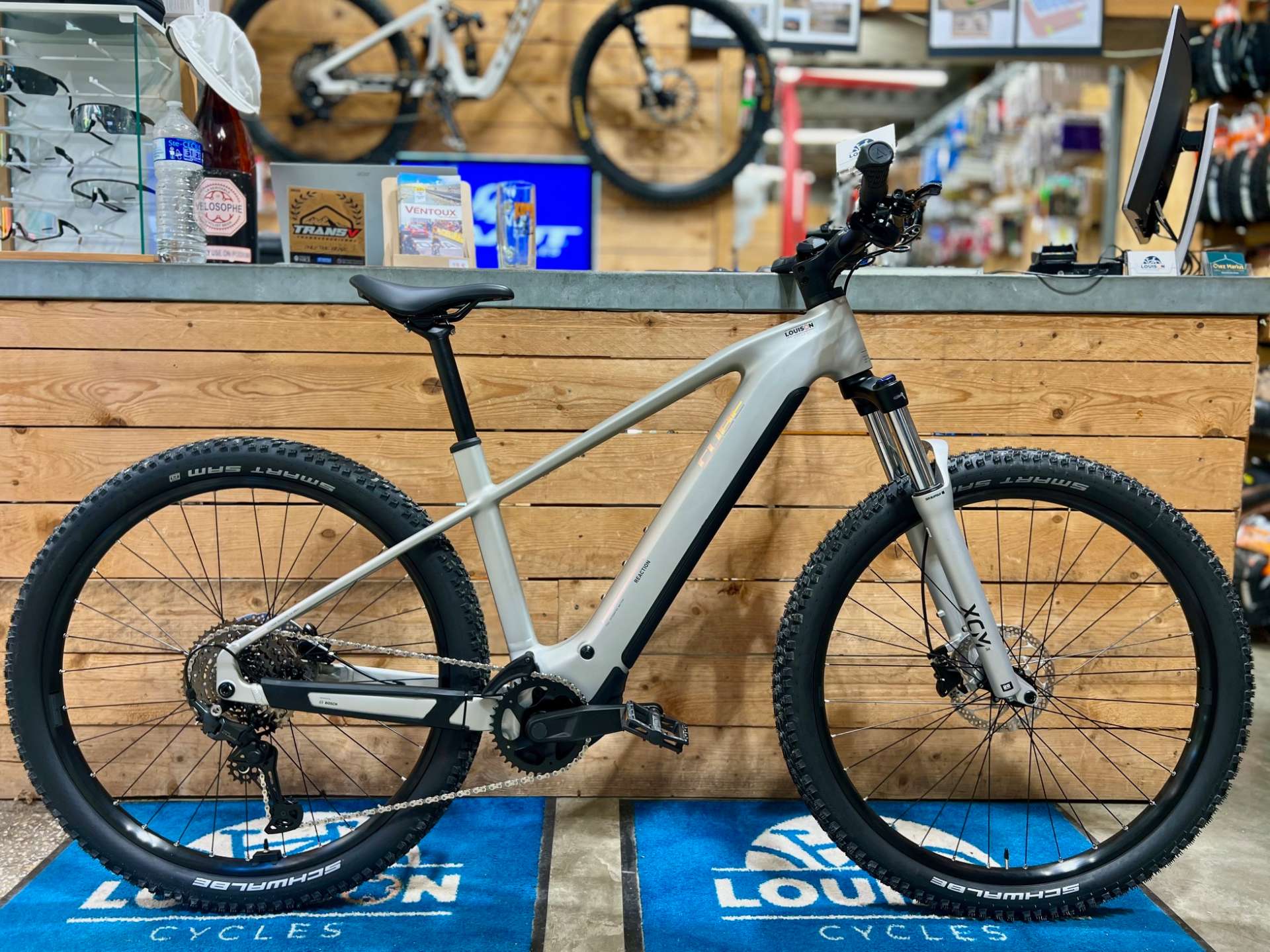 Cube Reaction Hybrid ONE 600 - L