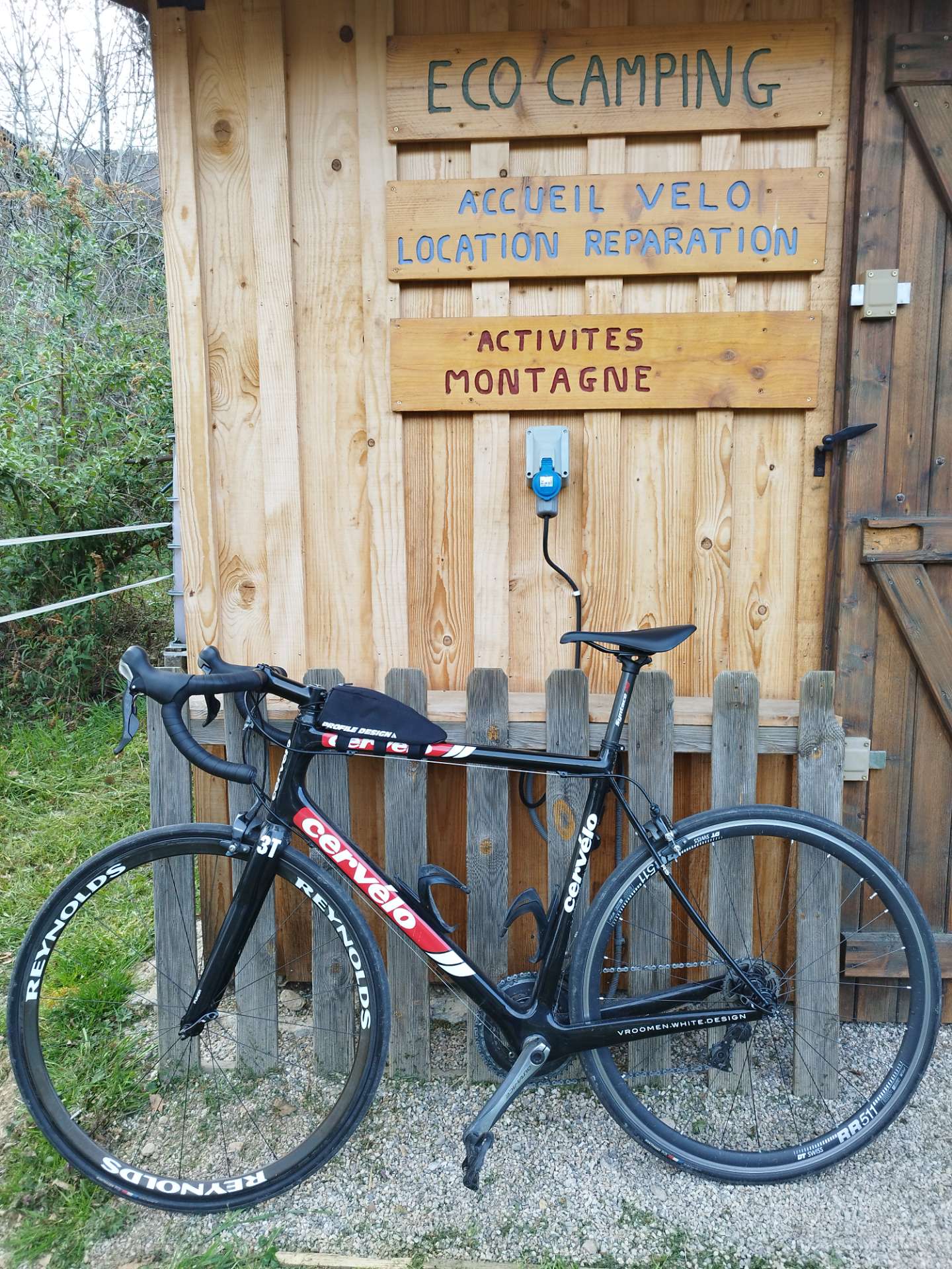Location Vélo de Route carbone (Taille 56)