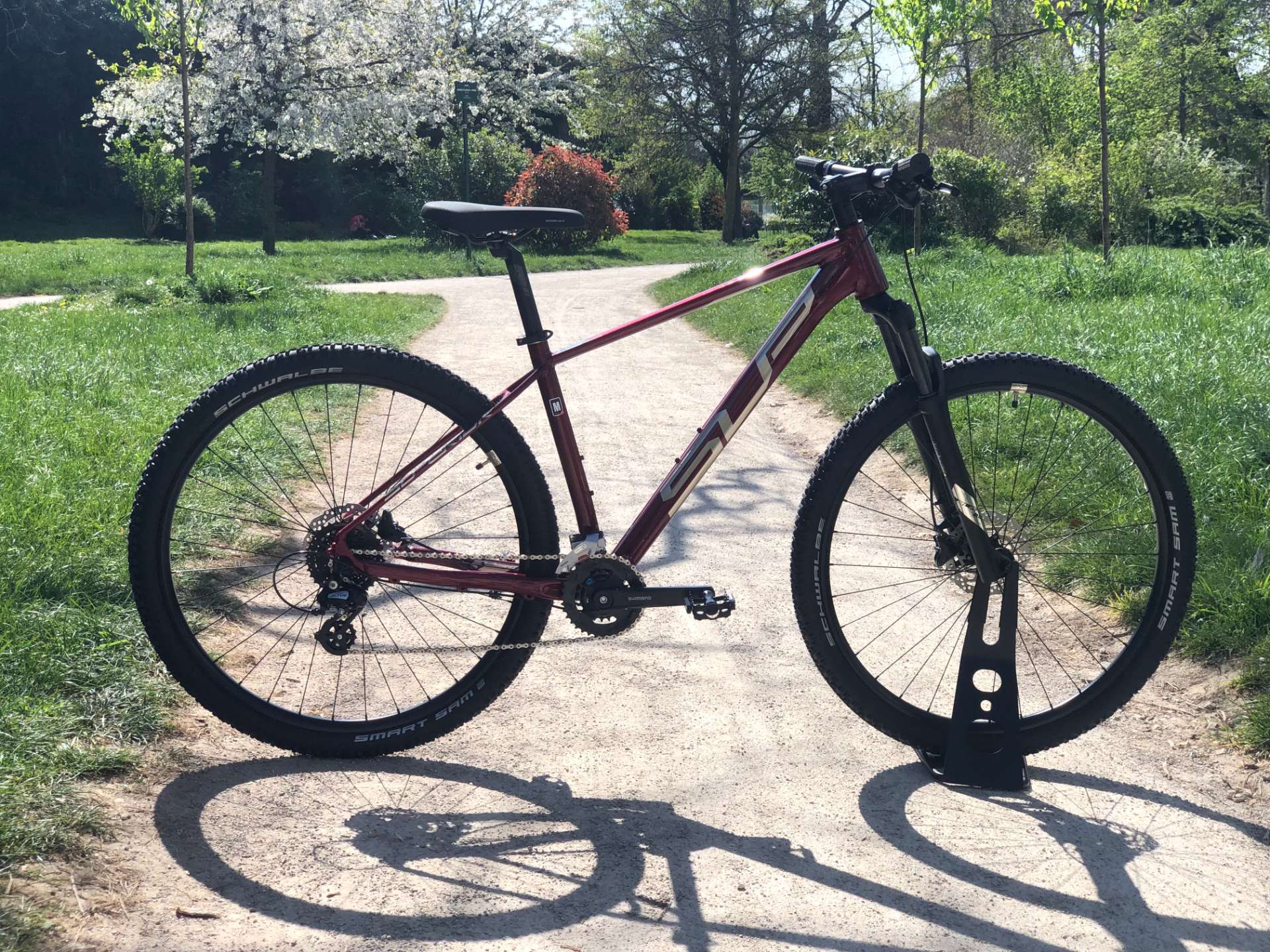 M.T.B Bike - Size M (170 - 185cm)