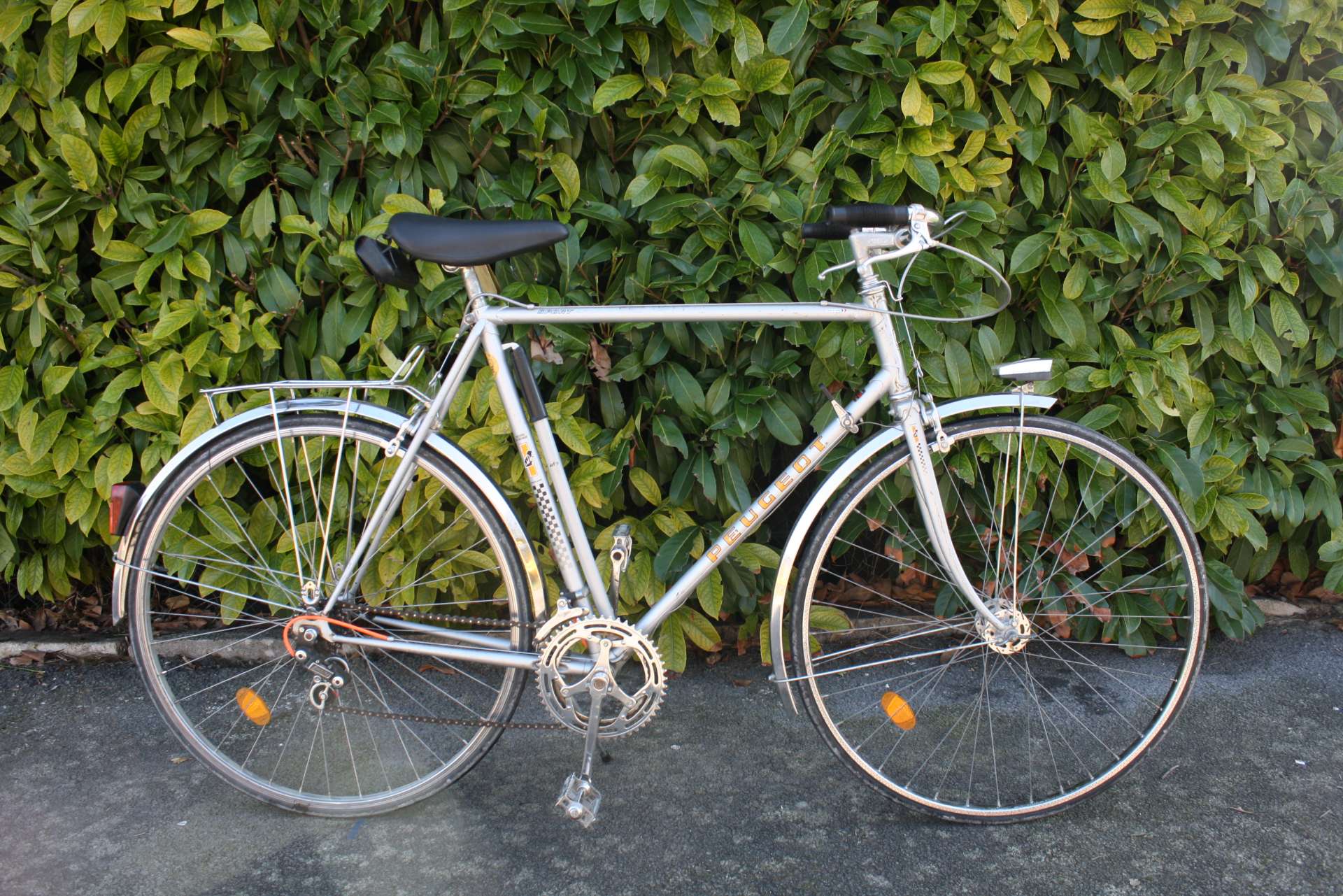 Peugeot-Grey & Orange