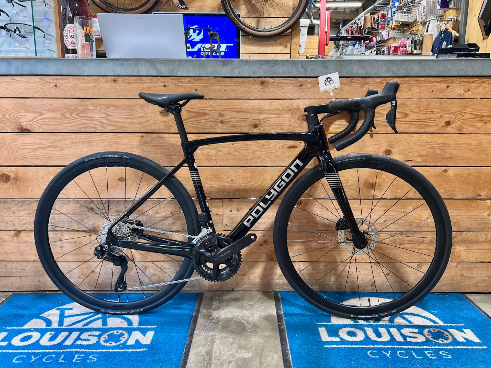 POLYGON STRATTOS 105 Di2 - S