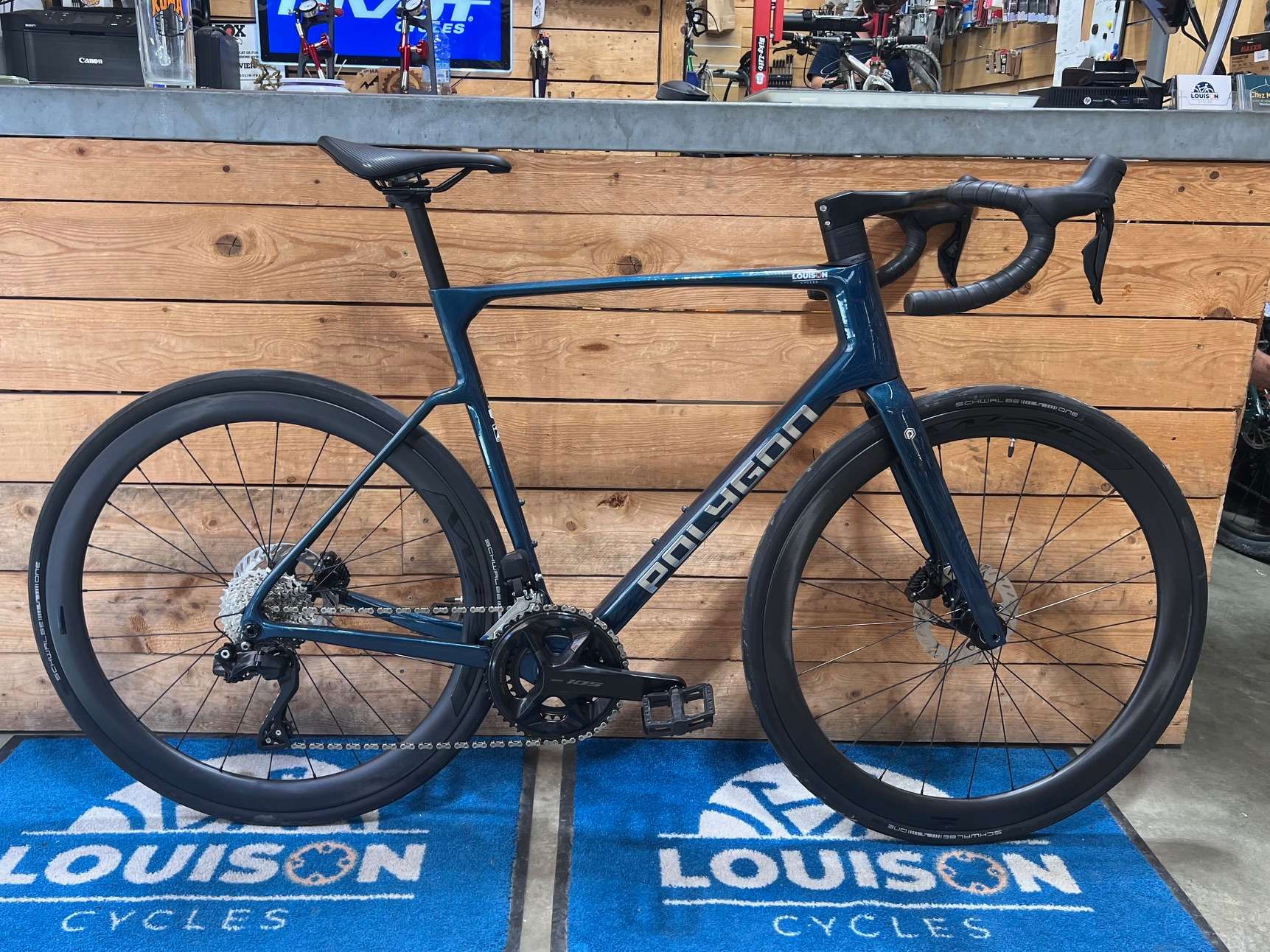 Polygon Strattos C Di2 - M