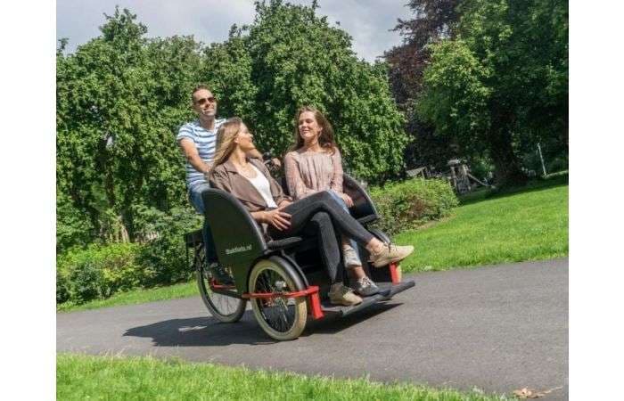 Three-wheeled Rickshaw for 2 passengers - Rijska