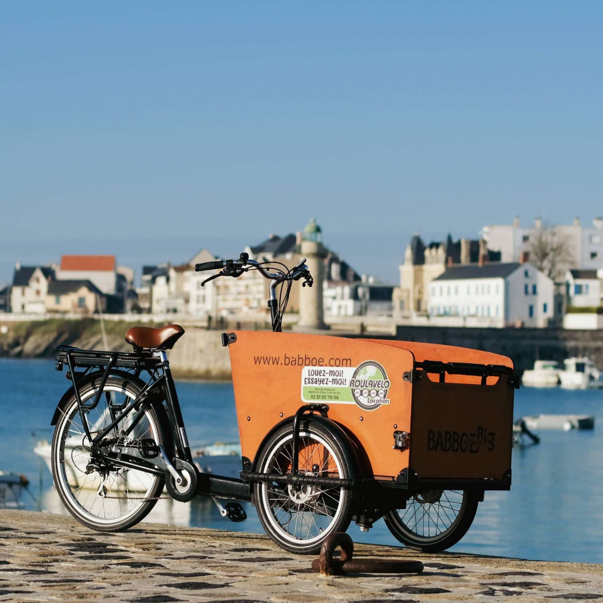 Tricycle for 2 Children – Saint-Hilaire-de-Riez