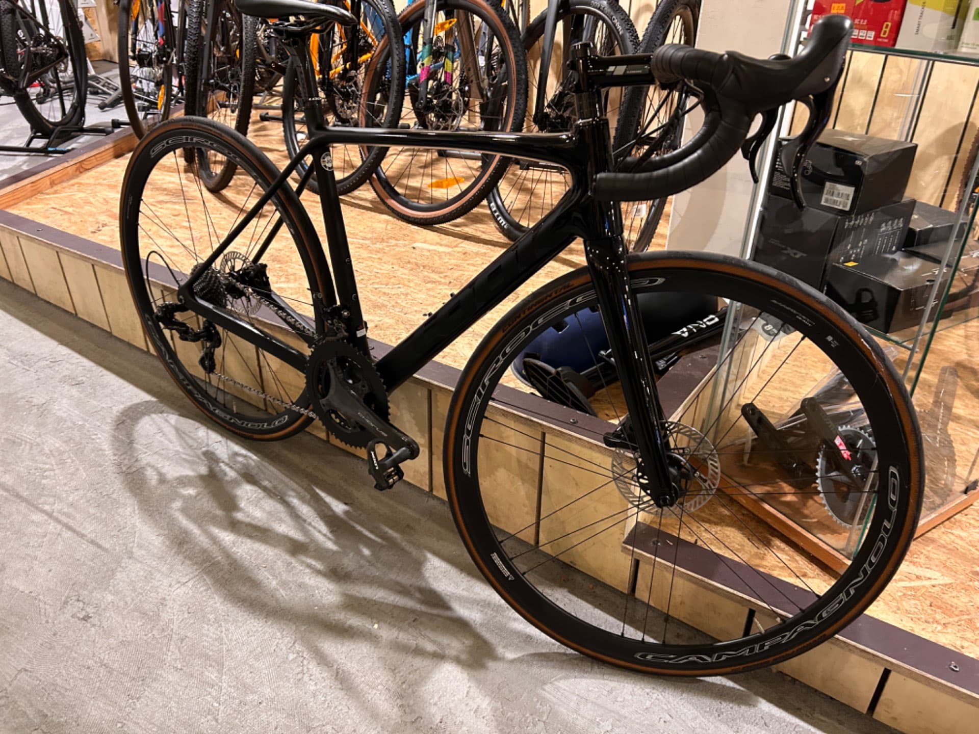 Vélo route look 785 huez taille 52