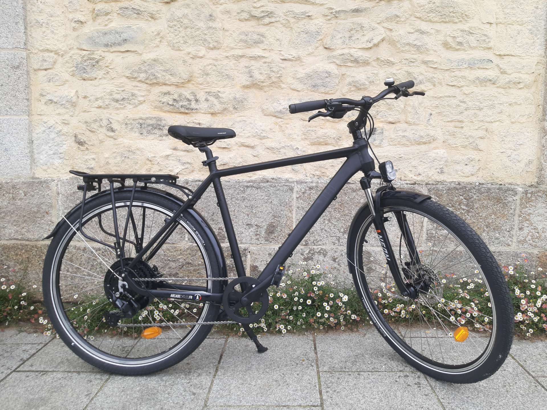 VTC Hiking Léo - Closed Frame L-XL - from 1.80m