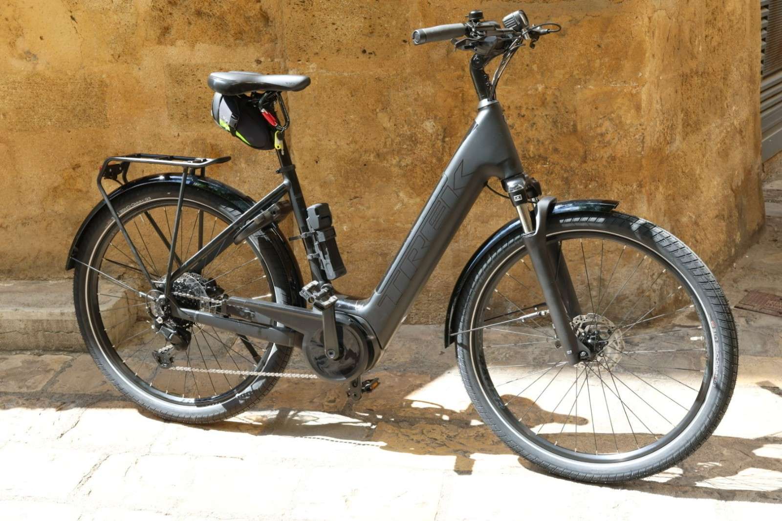 VTC Touring size small – Aix-en-Provence