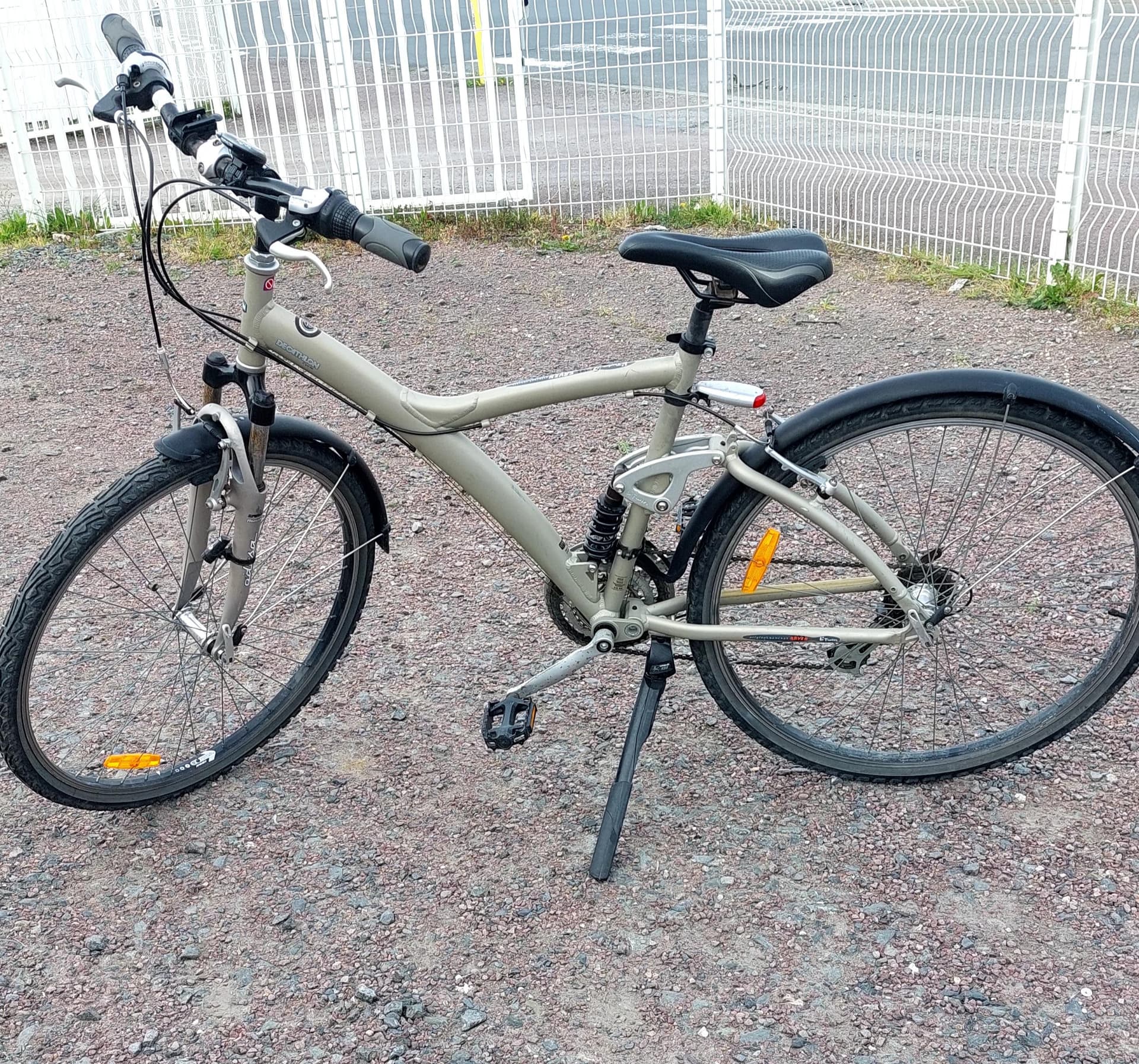 VTT ADULTE TAILLE 50 MARRON