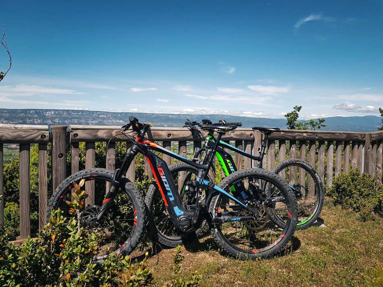 VTT électrique tout suspendu