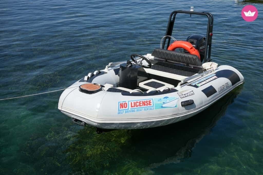 Luxury Ribs Mini – Saint Paul S Bay