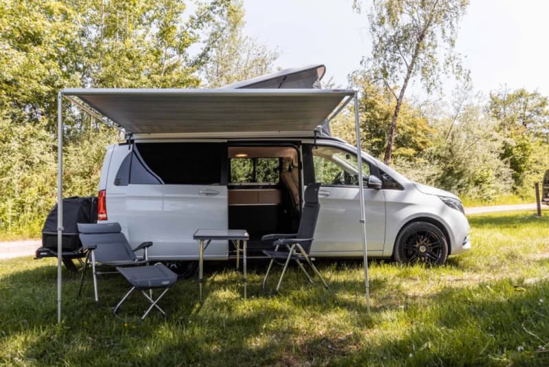 CAMPTIVITY 20, Sejad's Campingbus – Bülach