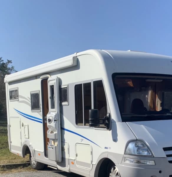 Autostar Wohnmobil von Annika & Attila – Pfäffikon
