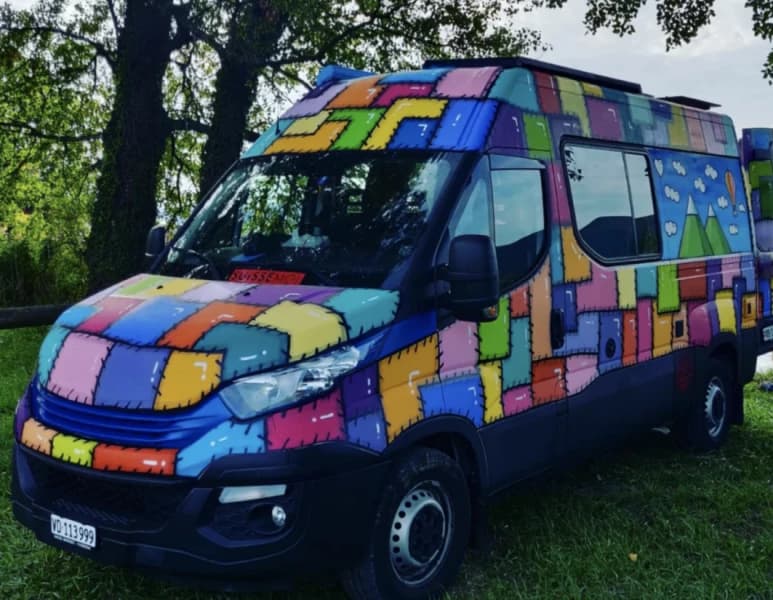 Iveco Campingbus von Sylvain – Lausanne