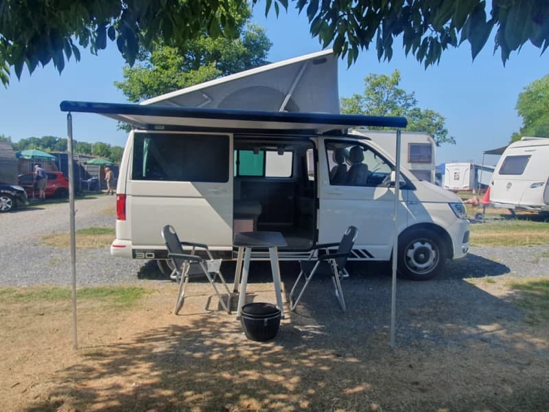 VW Campingbus von Elena – Binningen