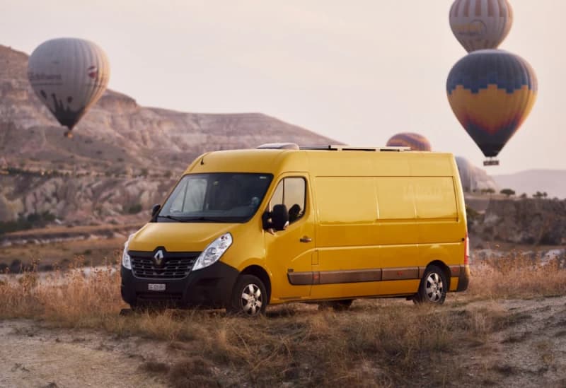 Renault Campingbus von Oliver & Lena – Thun