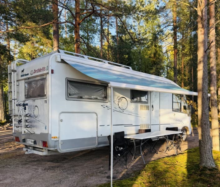 Mikkon, Dethleffs-Matkailuauto – Helsinki