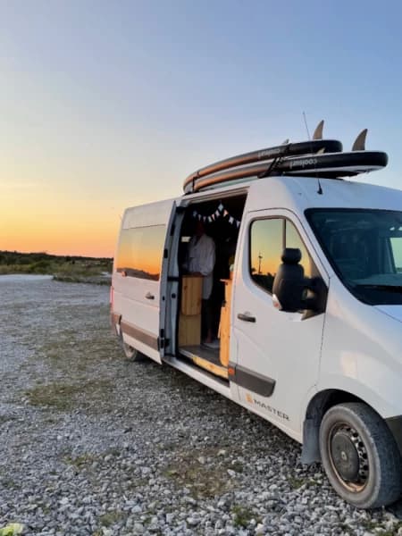 Thereses Renault Campervan – Visby