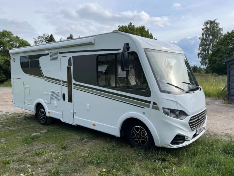 Juhan, Fiat-Matkailuauto – Turku