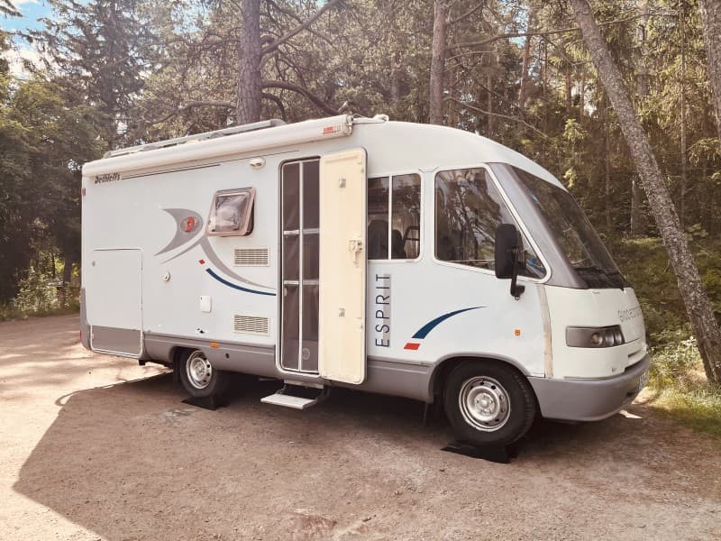 Esther, Hannah:s Husbil – Falköping
